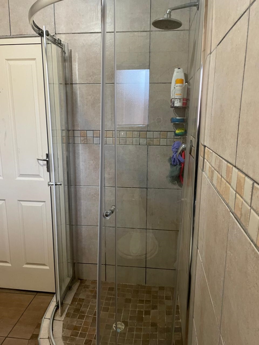 To Let 2 Bedroom Property for Rent in Chiselhurst Eastern Cape